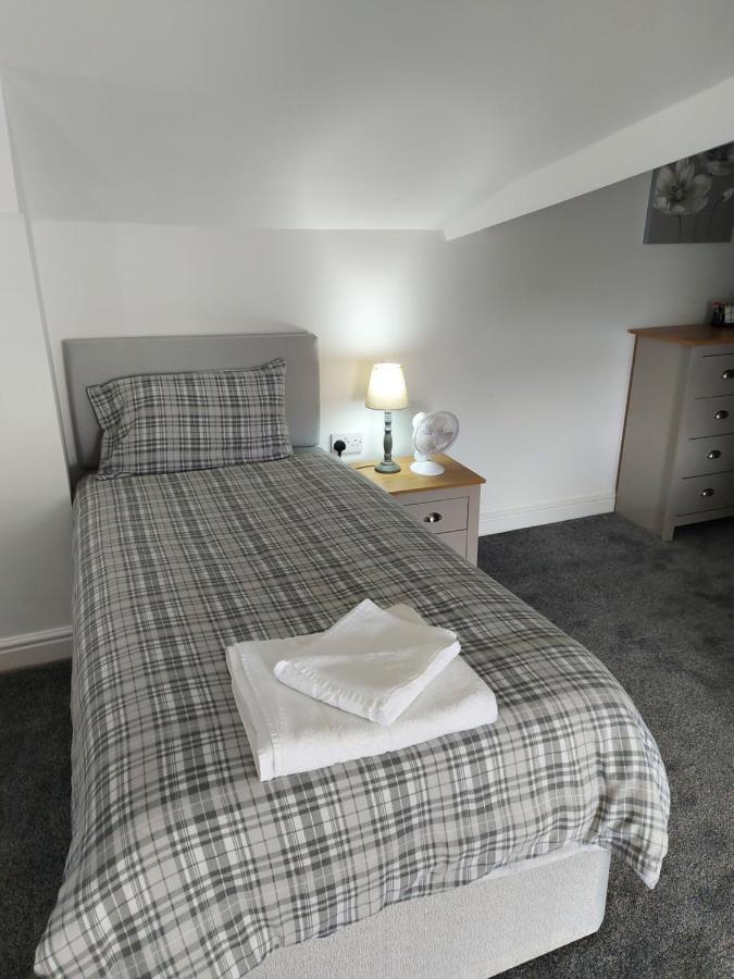 Ambrose Hotel Barrow-in-Furness Extérieur photo