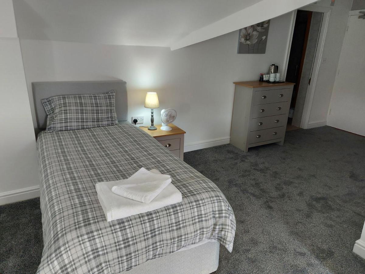 Ambrose Hotel Barrow-in-Furness Extérieur photo