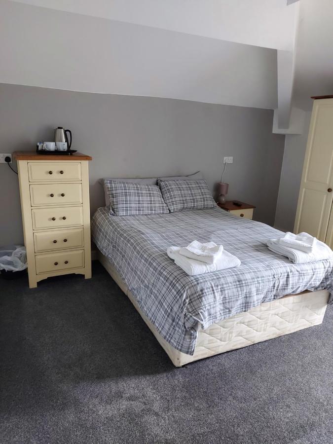 Ambrose Hotel Barrow-in-Furness Extérieur photo